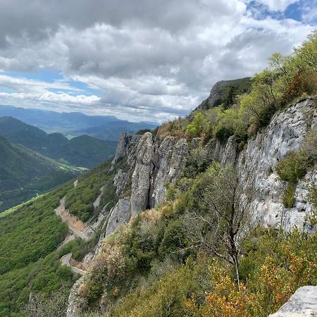Chambre Double Futon Et Chambre Classique Au Coeur Du Vercors Saint-Agnan-en-Vercors エクステリア 写真